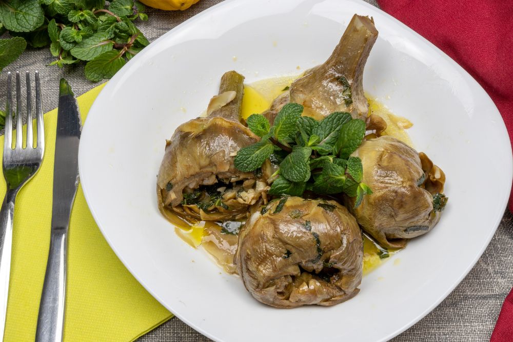 Carciofi alla Romana: la Ricetta Originale passo dopo passo