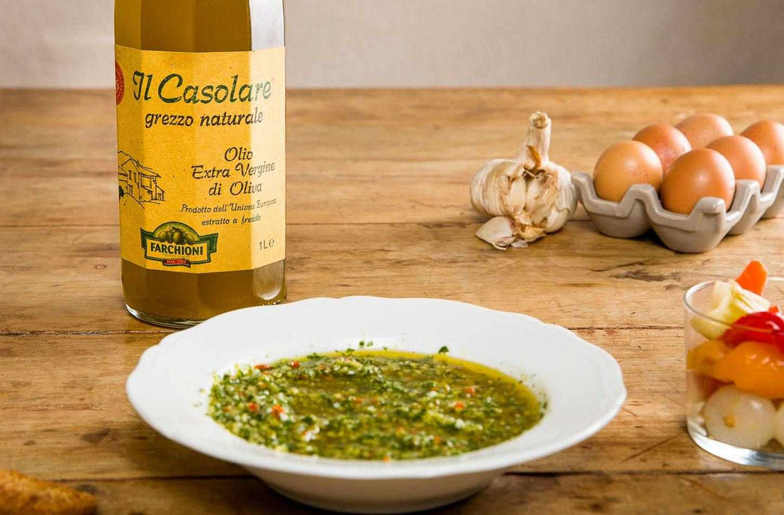 Salsa verde: fatta in casa è meglio. Ecco la ricetta!