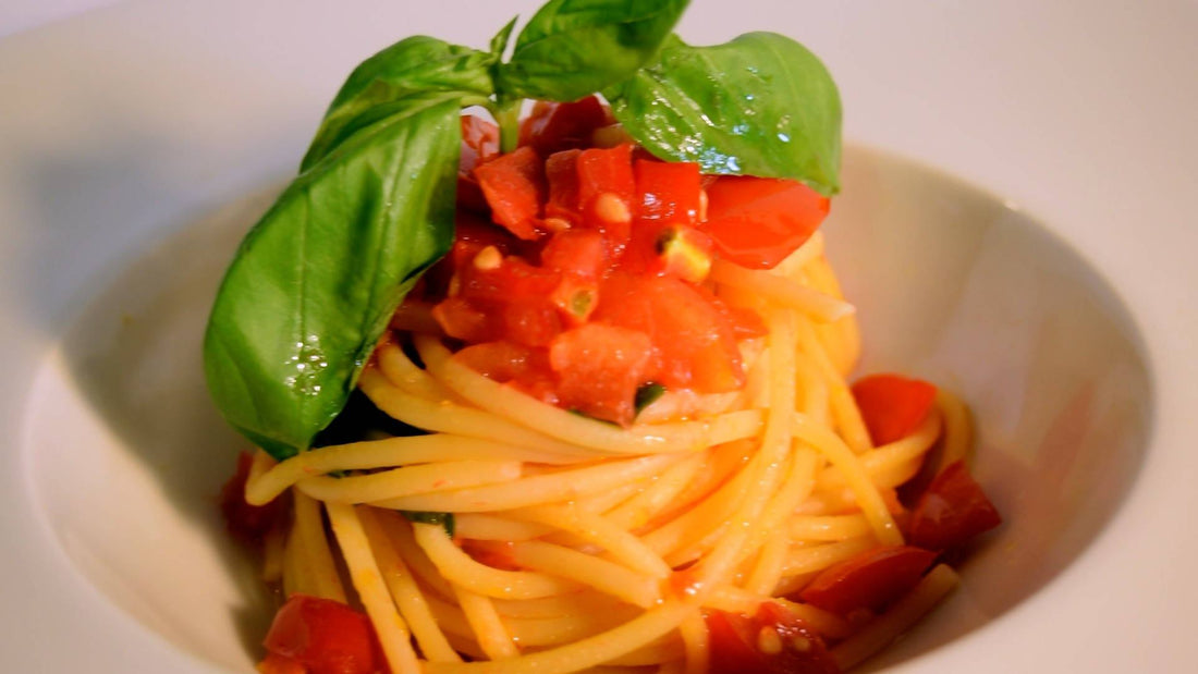 Spaghetti al pomodoro fresco: ecco la ricetta!